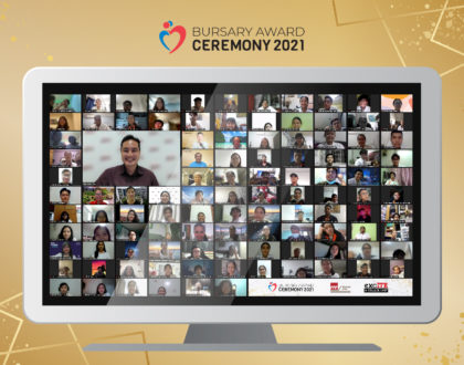 Bursary Award 2021 recipients zoom screenshot with Minister Tan Kiat How and Corporate donors